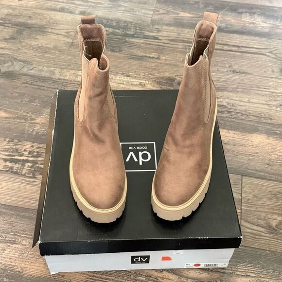 Dv Dolce Vita Women's Tobias Lug Sole Platform Truffle Chelsea Booties 7 New - Picture 6 of 6